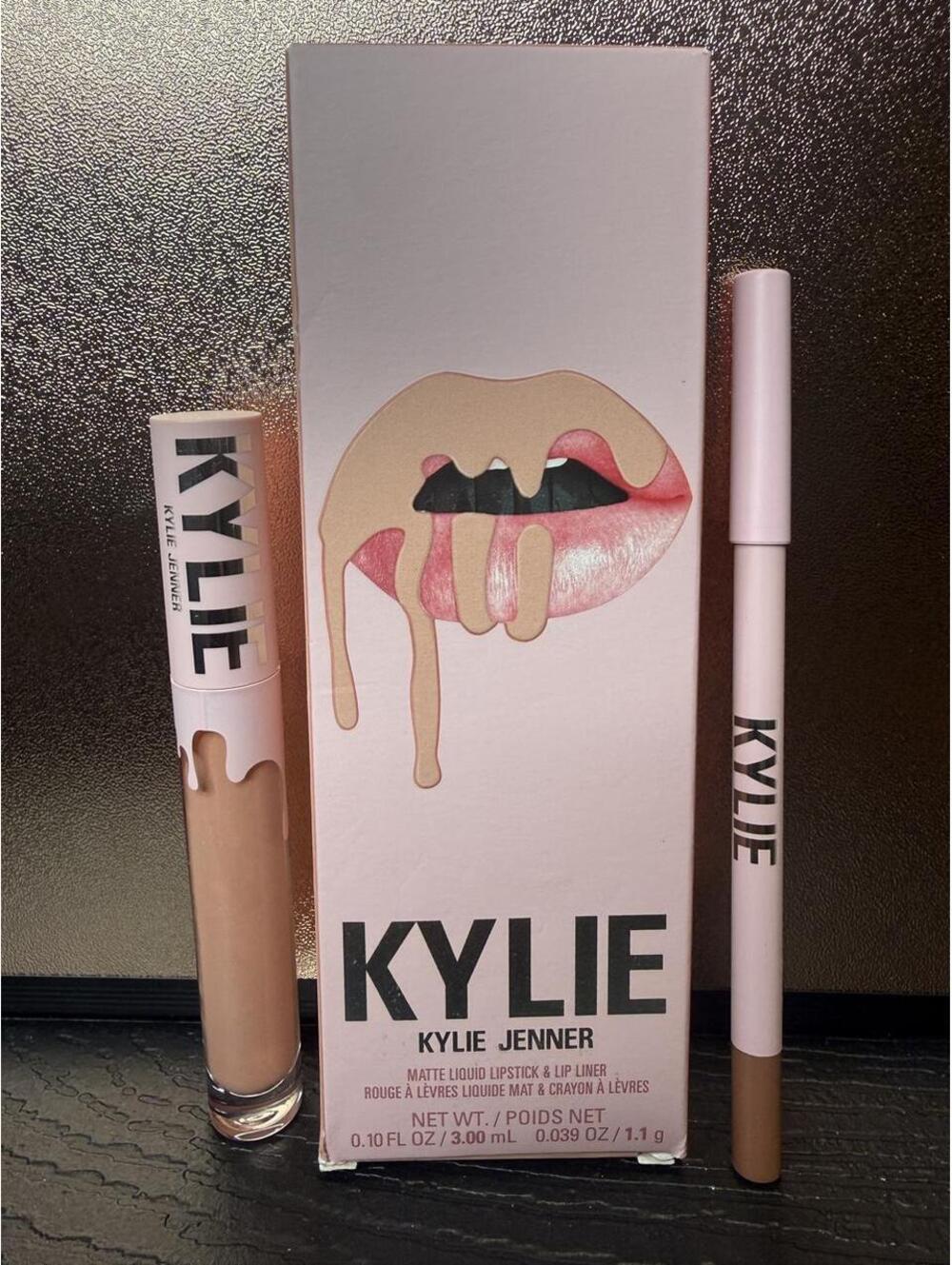 Kylie Cosmetics Matte Lip Kit - 700 Bare-$35 MSRP